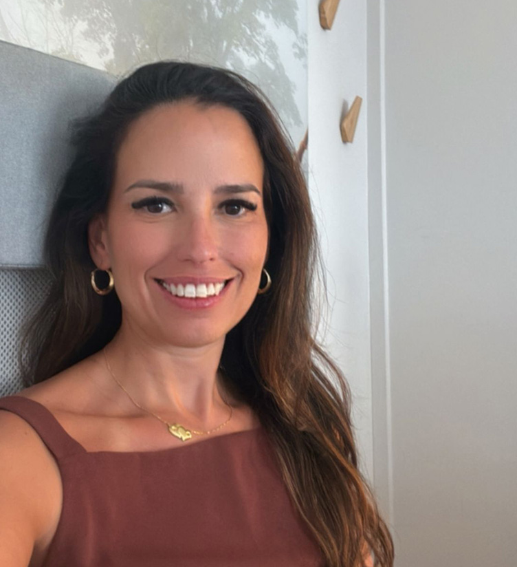 Cristiane Gonçalves